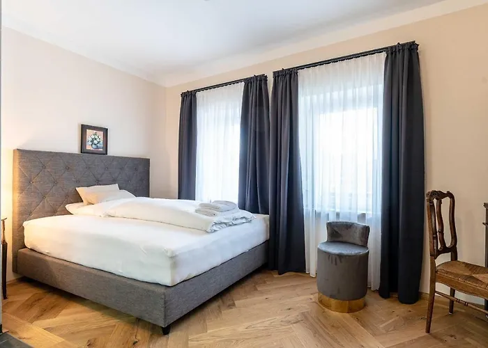 Altstadthotel Bachbraeu *