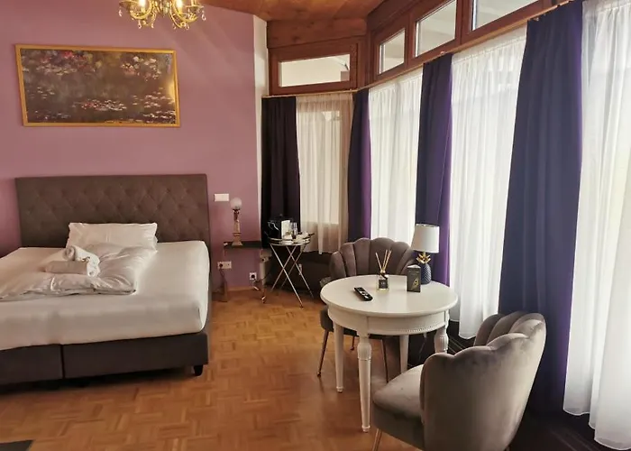 Altstadthotel Bachbraeu ויילהיים אין אוברבאיירן