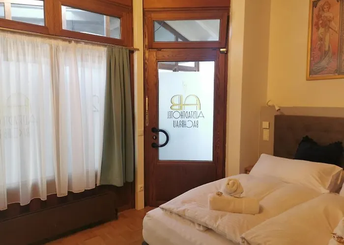 Altstadthotel Bachbraeu מלון *