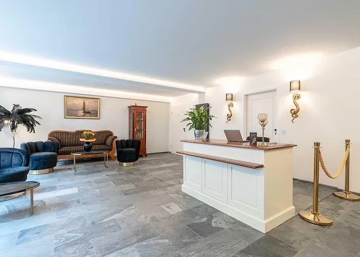 Altstadthotel Bachbraeu ויילהיים אין אוברבאיירן