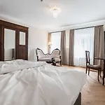 Ξενοδοχείο Altstadthotel Bachbraeu