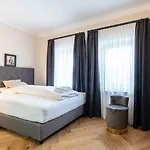 Altstadthotel Bachbraeu Ξενοδοχείο Weilheim in Oberbayern