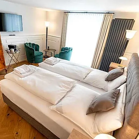 Altstadthotel Bachbraeu