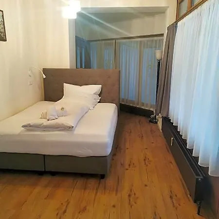 Altstadthotel Bachbraeu